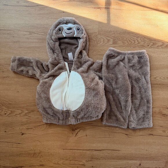 Carter's Sloth Costume - Size 6-9 mos - Picture 1 of 3